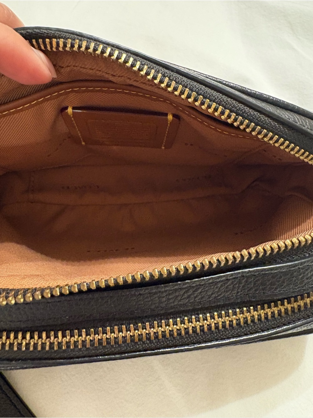 Coach Willow Camera Bag - Picture 4 of 10